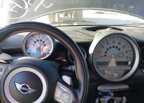 2010 Mini Cooper S Clubman z USA, uszkodzony, nr VIN WMWMM3C5XATP94470